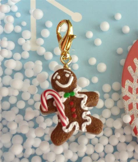 Gingerbread man charm 